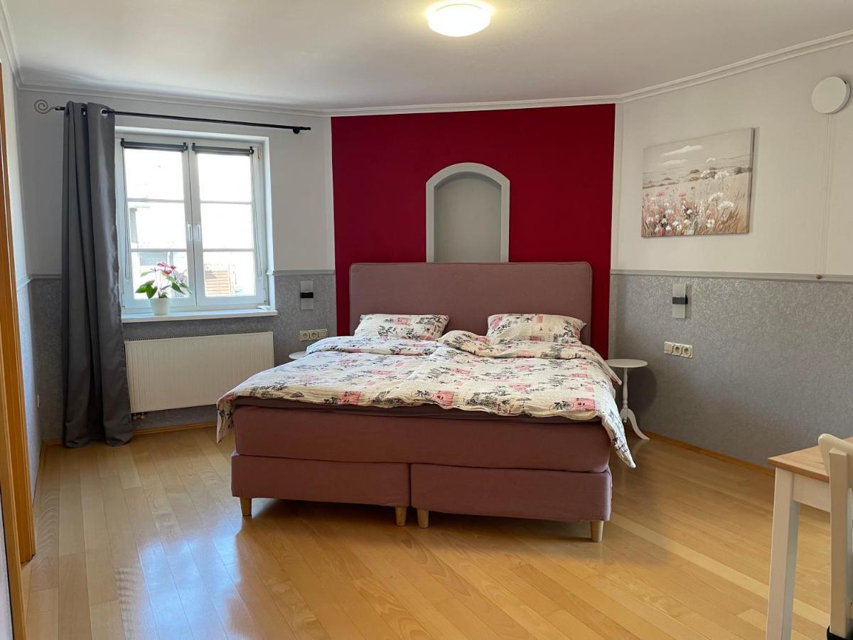 Pino24 Comfort Und Pino24 Petit Hallenberg Luaran gambar